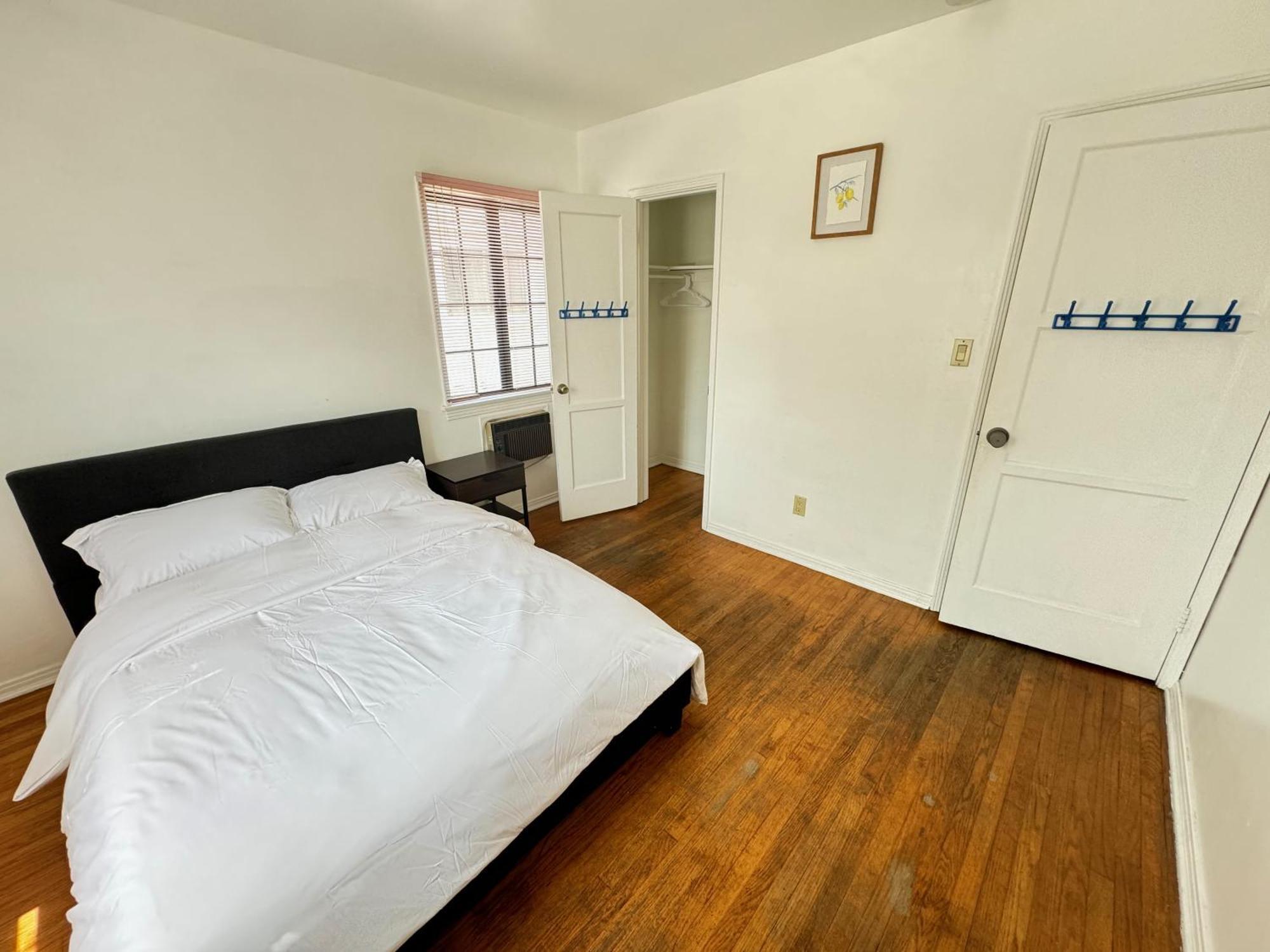 Cozy Home In Prime Location Monterey Park Exterior foto